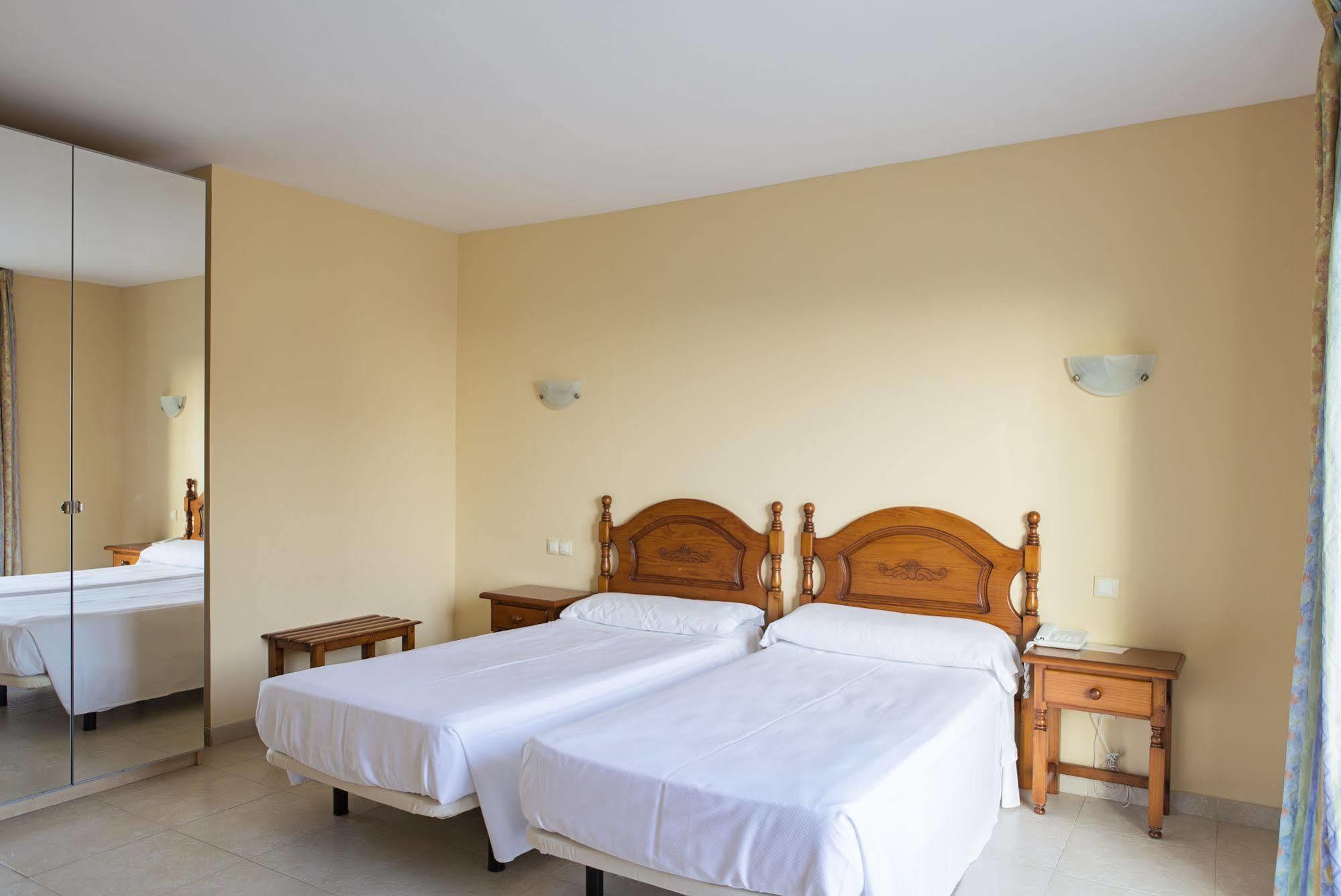 Hotel Eliseos Malaga Ngoại thất bức ảnh